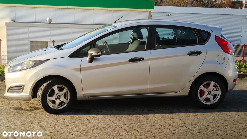Ford Fiesta 1.25 Ambiente - 2