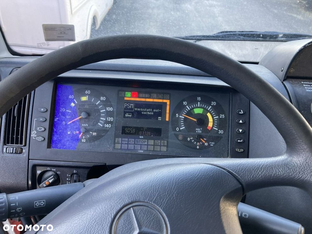 Mercedes-Benz Atego - 25