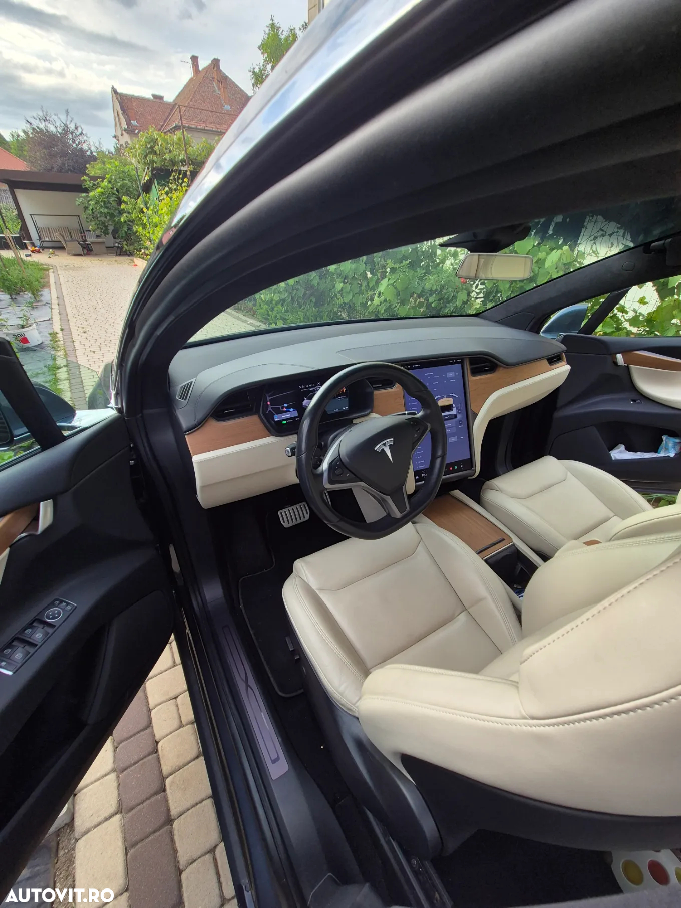 Tesla Model X Ludicrous Performance - 4