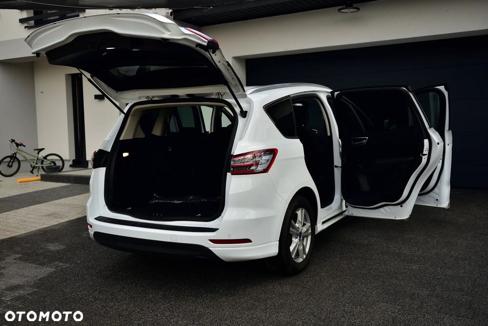 Ford S-Max 2.0 EcoBlue Titanium - 20