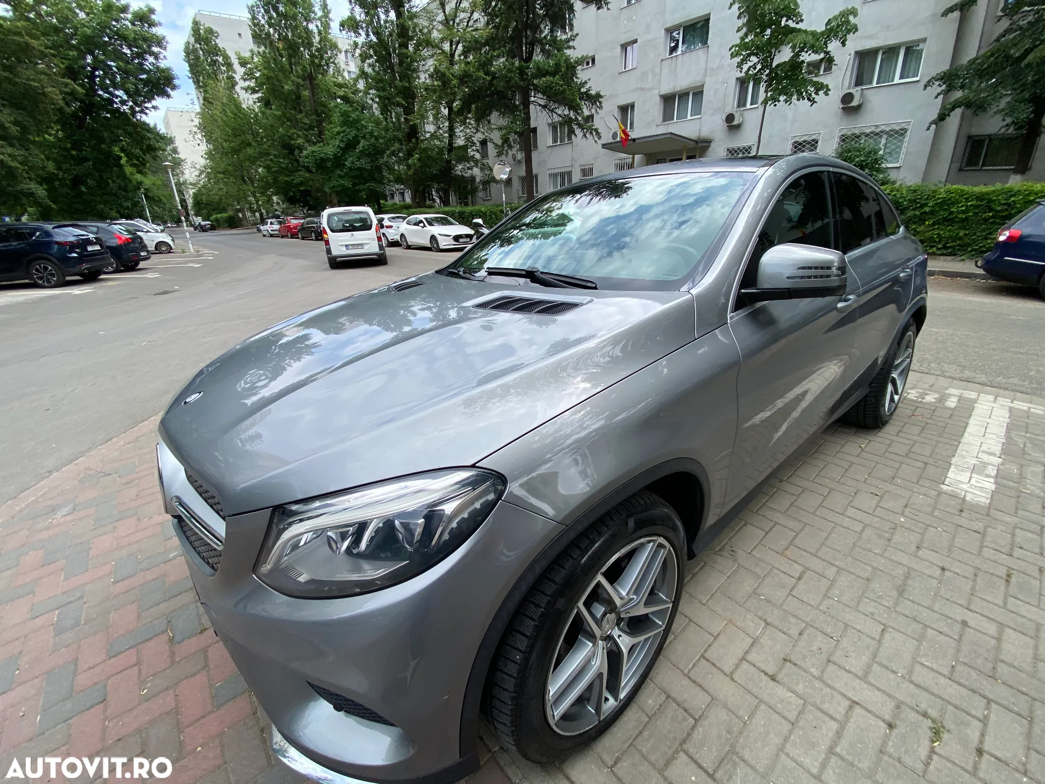 Mercedes-Benz GLE 350 d 4MATIC - 2