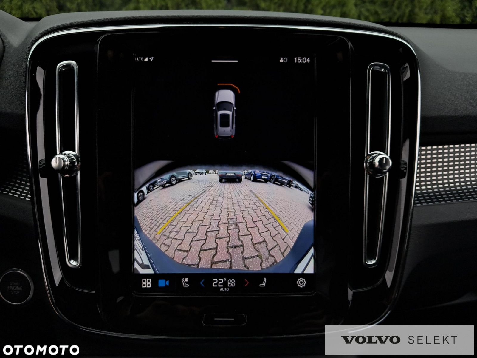 Volvo XC 40 - 25