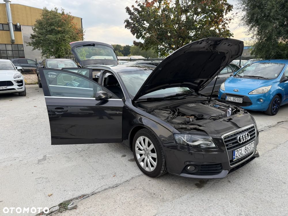 Audi A4 Avant 2.0 TDI DPF quattro Ambiente - 17