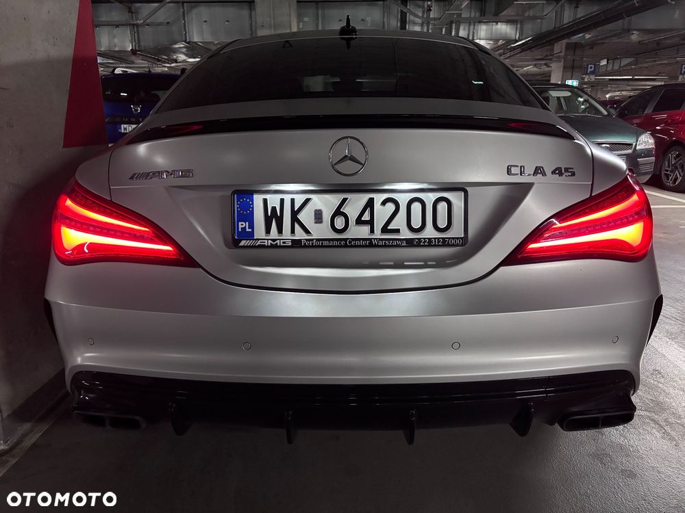 Mercedes-Benz CLA - 21