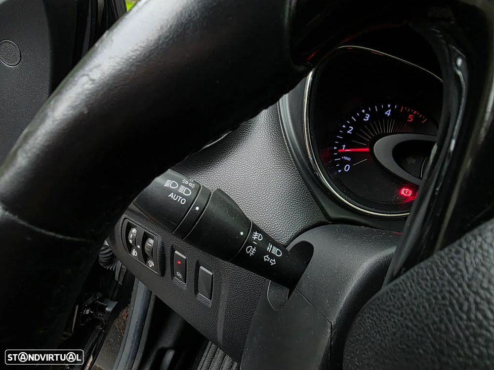 Renault Captur ver-1-5-dci-exclusive-xmod - 31