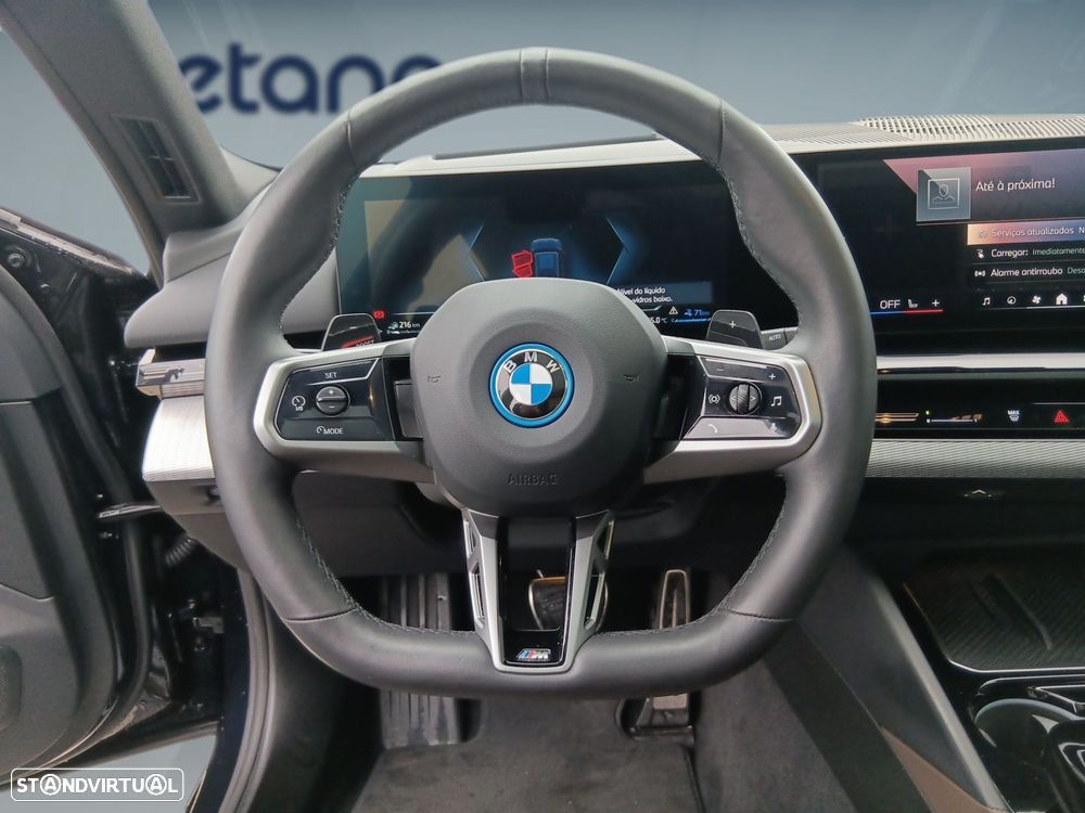 BMW 530 e Pack Desportivo M Pro - 13