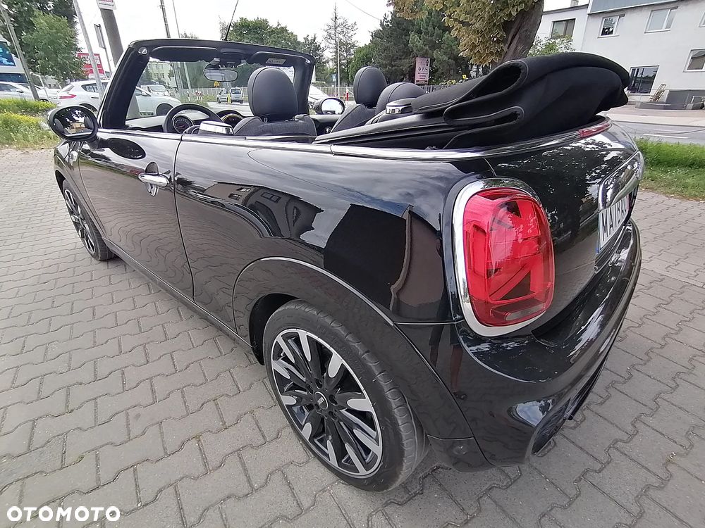 MINI Cooper Cabrio - 15
