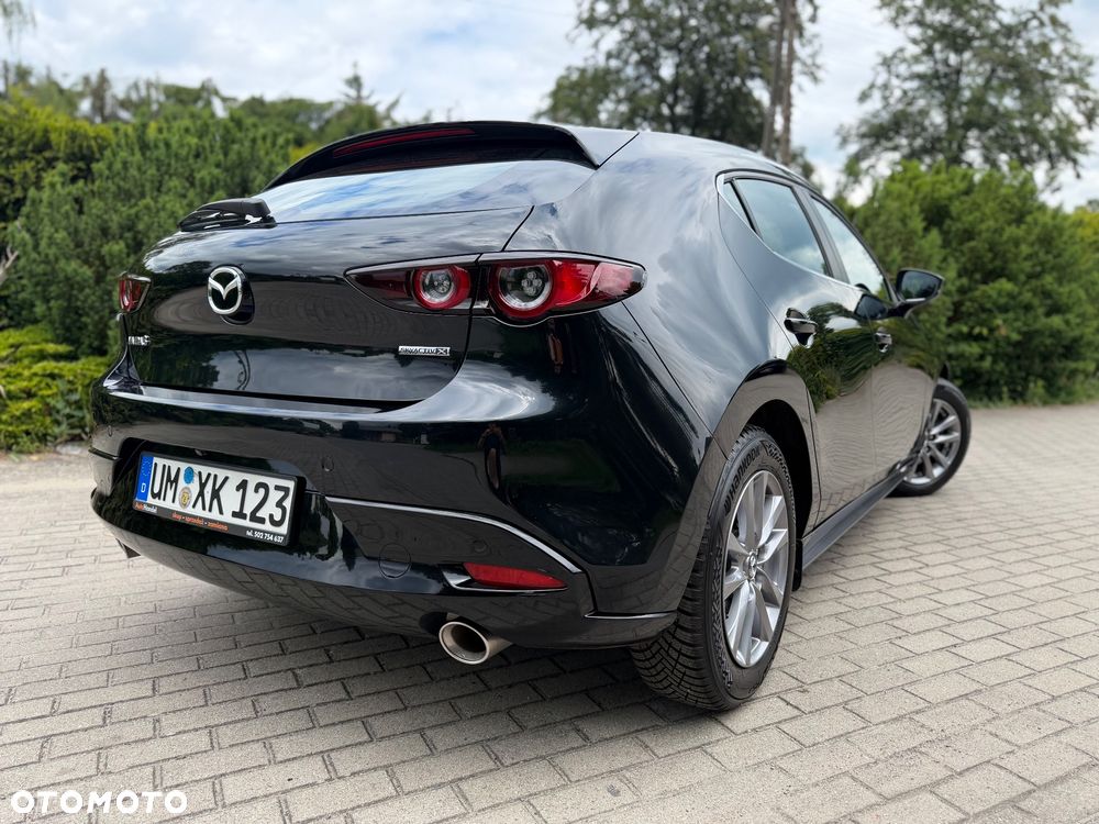 Mazda 3 2.0 mHEV Hikari - 4