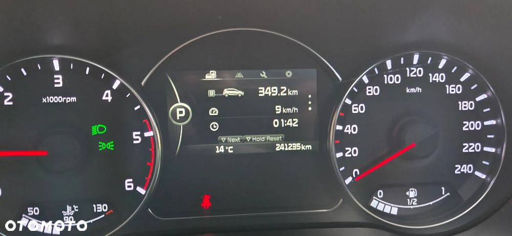 Kia Carens 1.7 CRDi Edition 7 - 16