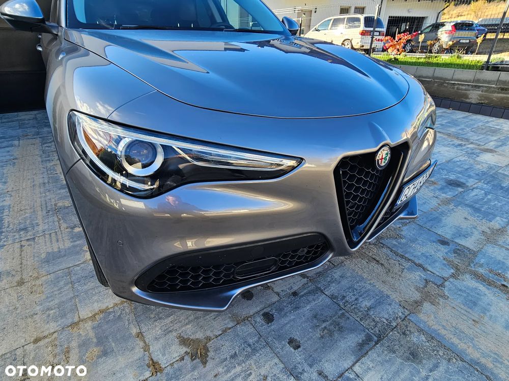 Alfa Romeo Stelvio 2.0 Turbo 16V AT8-Q4 Executive - 3