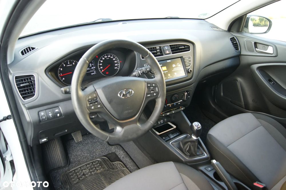 Hyundai i20 1.2 Passion - 3