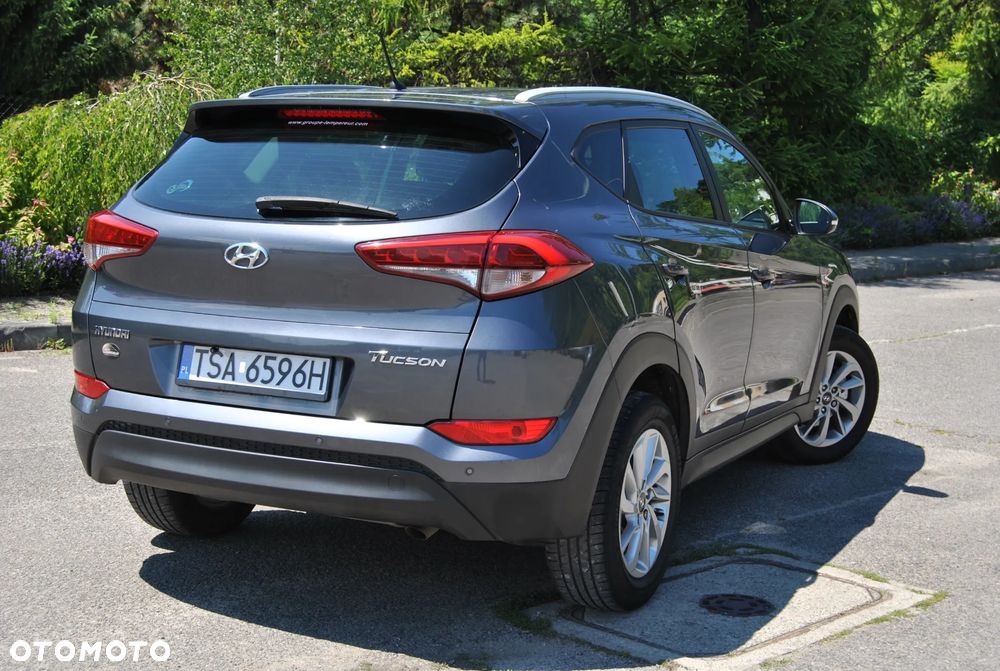 Hyundai Tucson 1.7 CRDI BlueDrive Style 2WD - 9