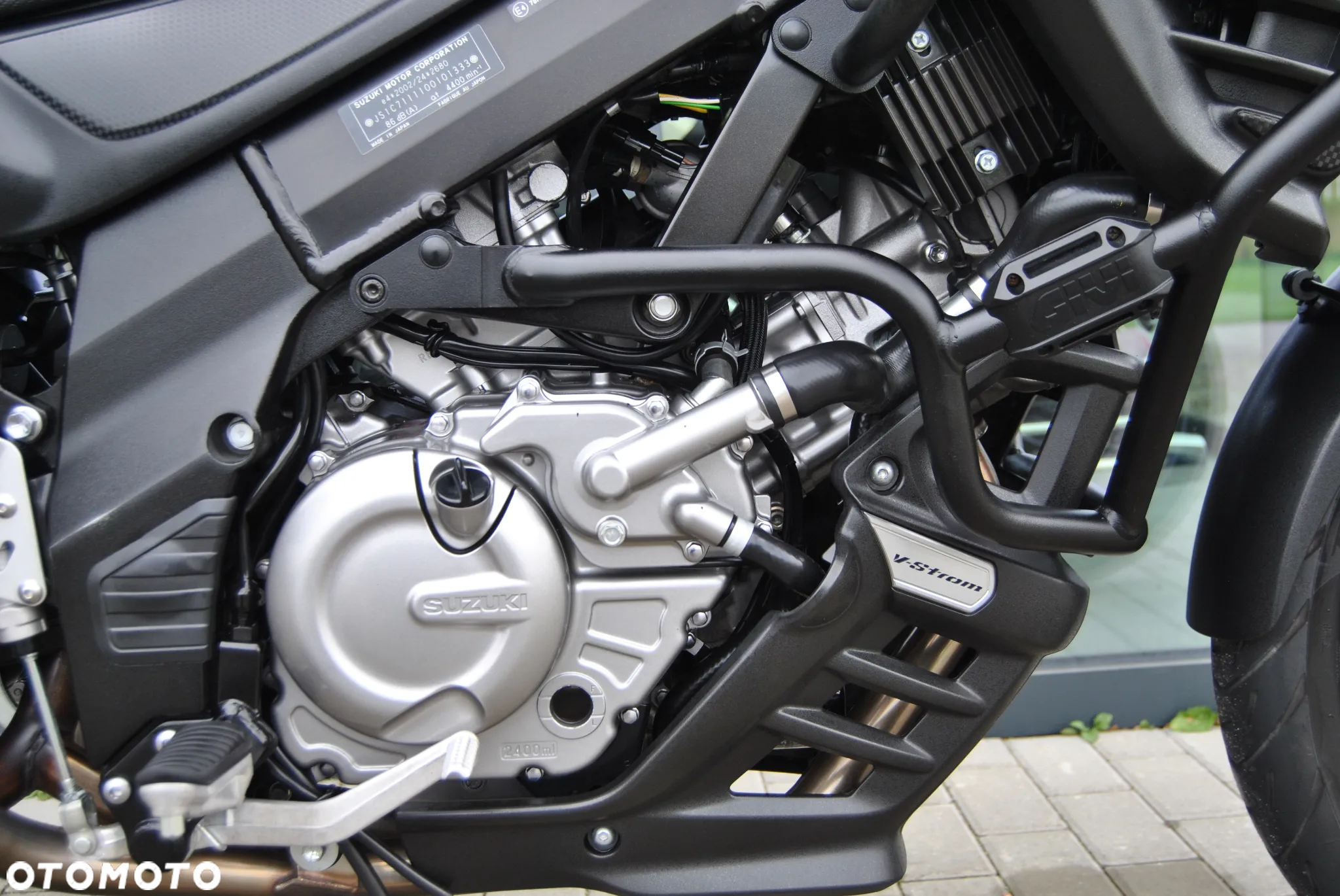 Suzuki DL - 9