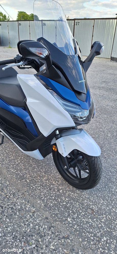 Honda NSS - 19