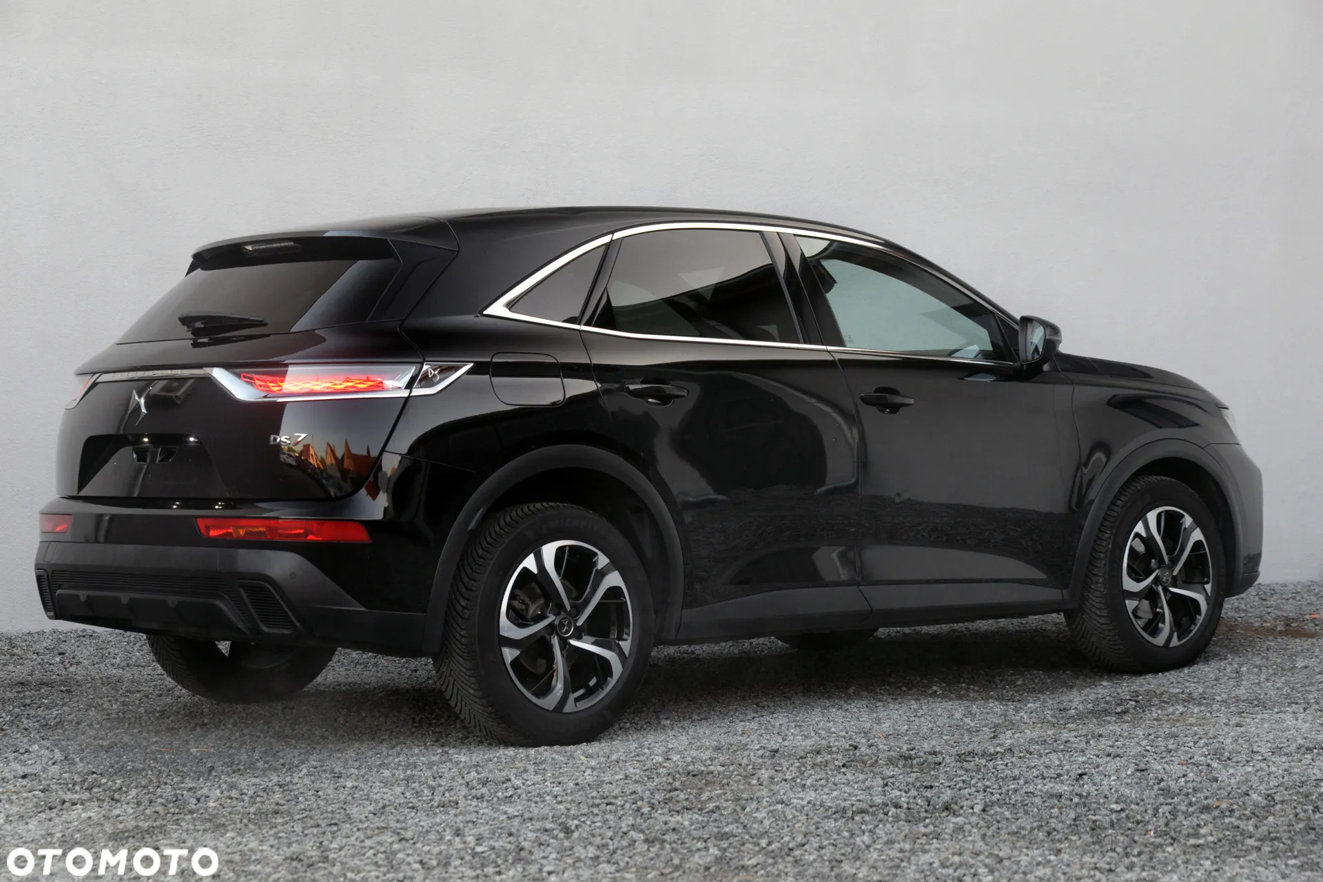 DS Automobiles DS 7 Crossback 1.5 BlueHDi Performance Line + - 4