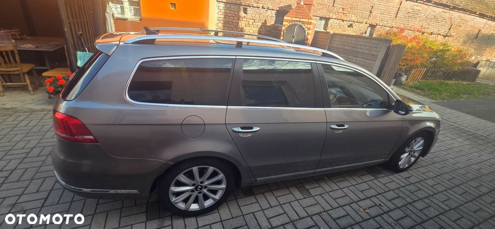 Volkswagen Passat - 5