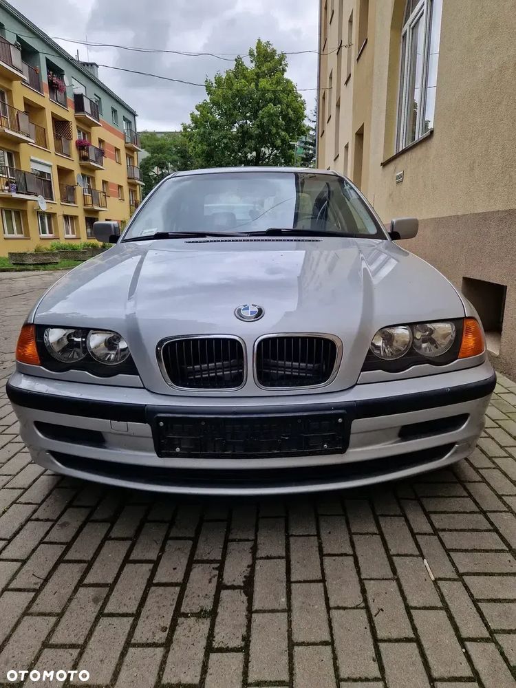 BMW Seria 3 - 1