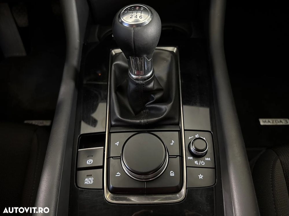 Mazda 3 - 18