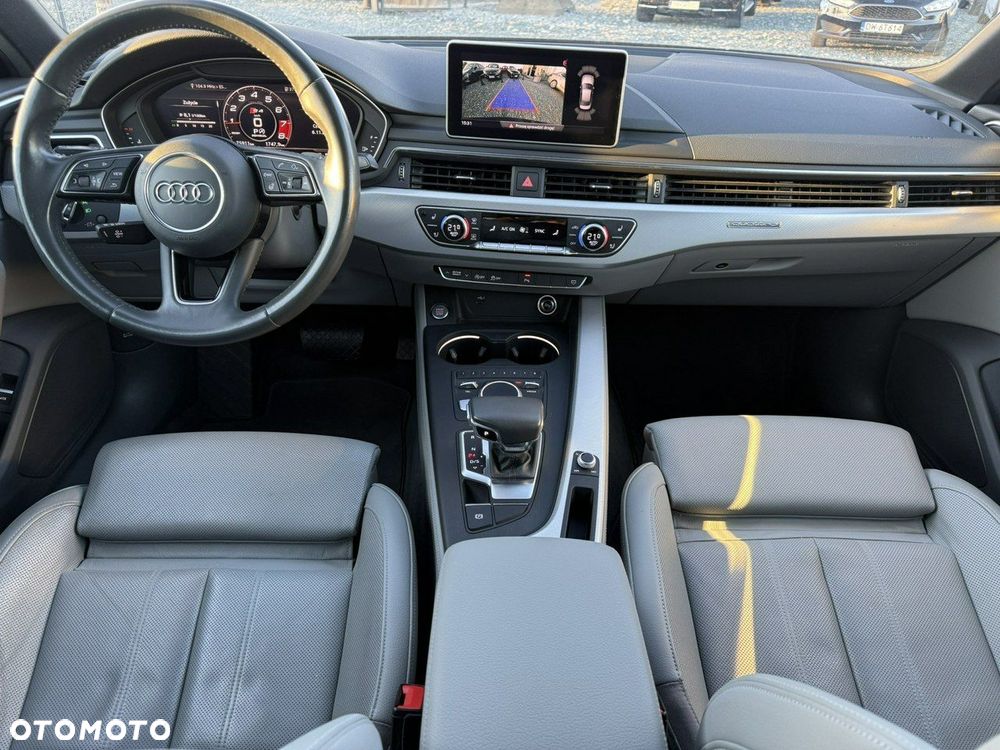 Audi A4 Limousine - 4