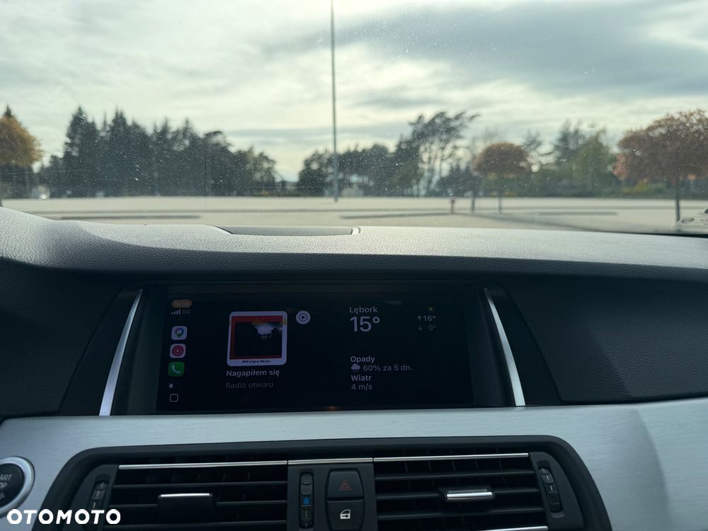 BMW Seria 5 525d - 29