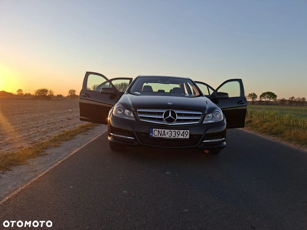 Mercedes-Benz Klasa C 220 CDI DPF (BlueEFFICIENCY) - 8