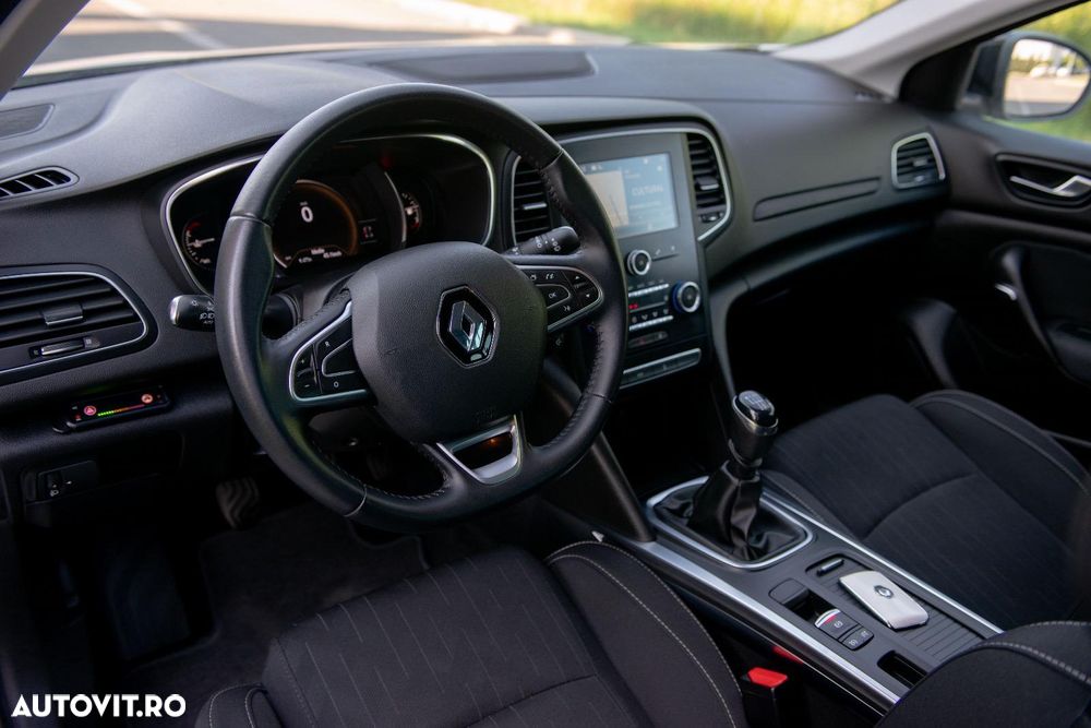 Renault Megane BLUE dCi Limited - 19
