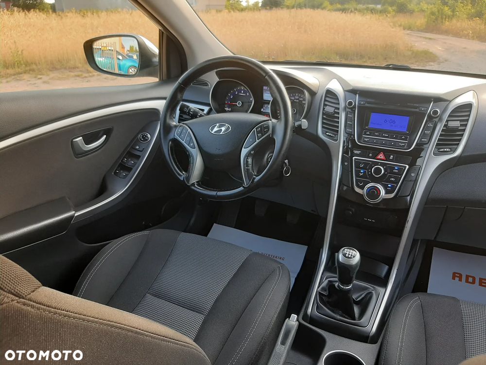 Hyundai i30 1.6 GDI Style - 23