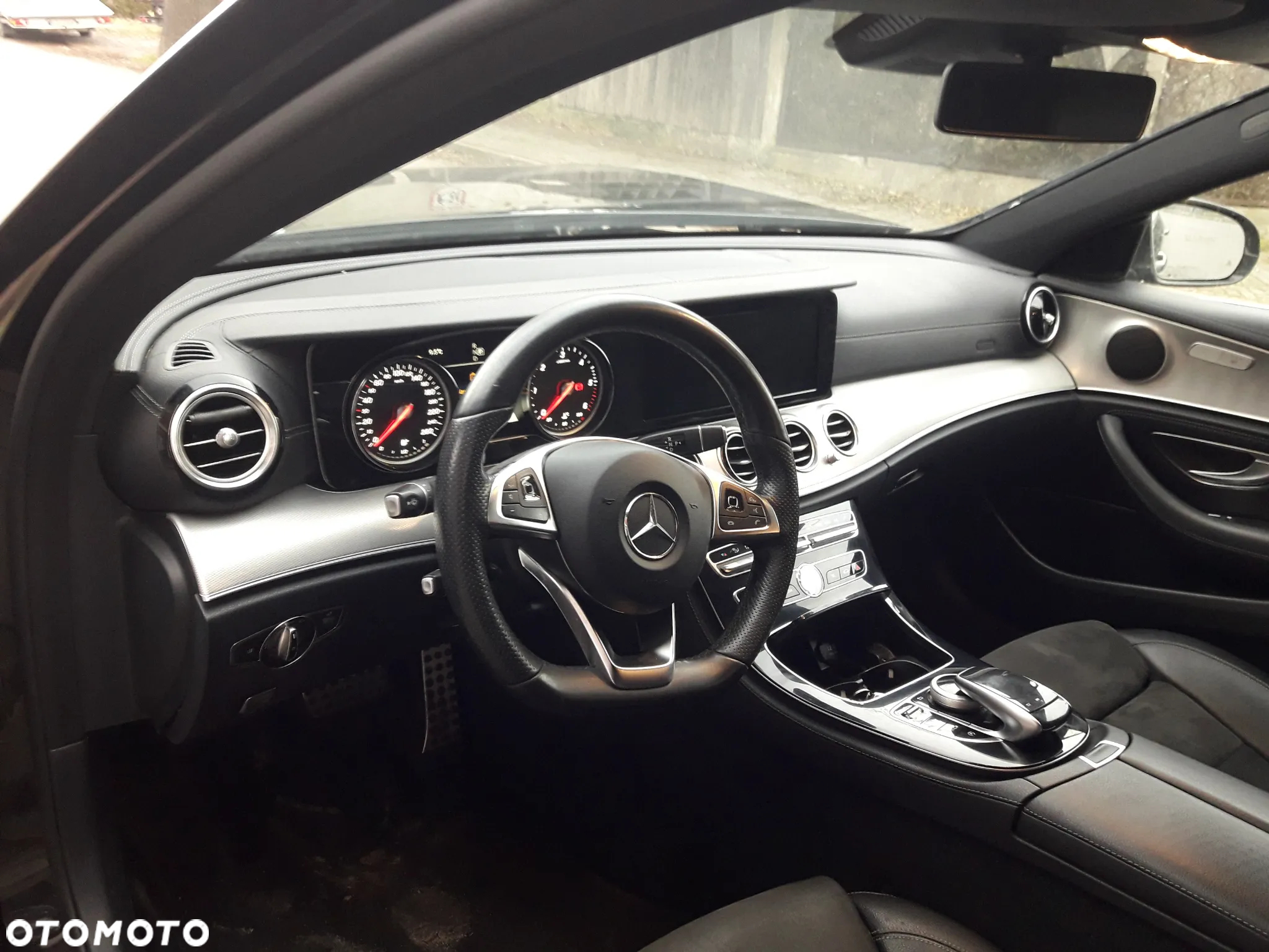 Mercedes-Benz Klasa E 220 d AMG/Avantgarde - 6
