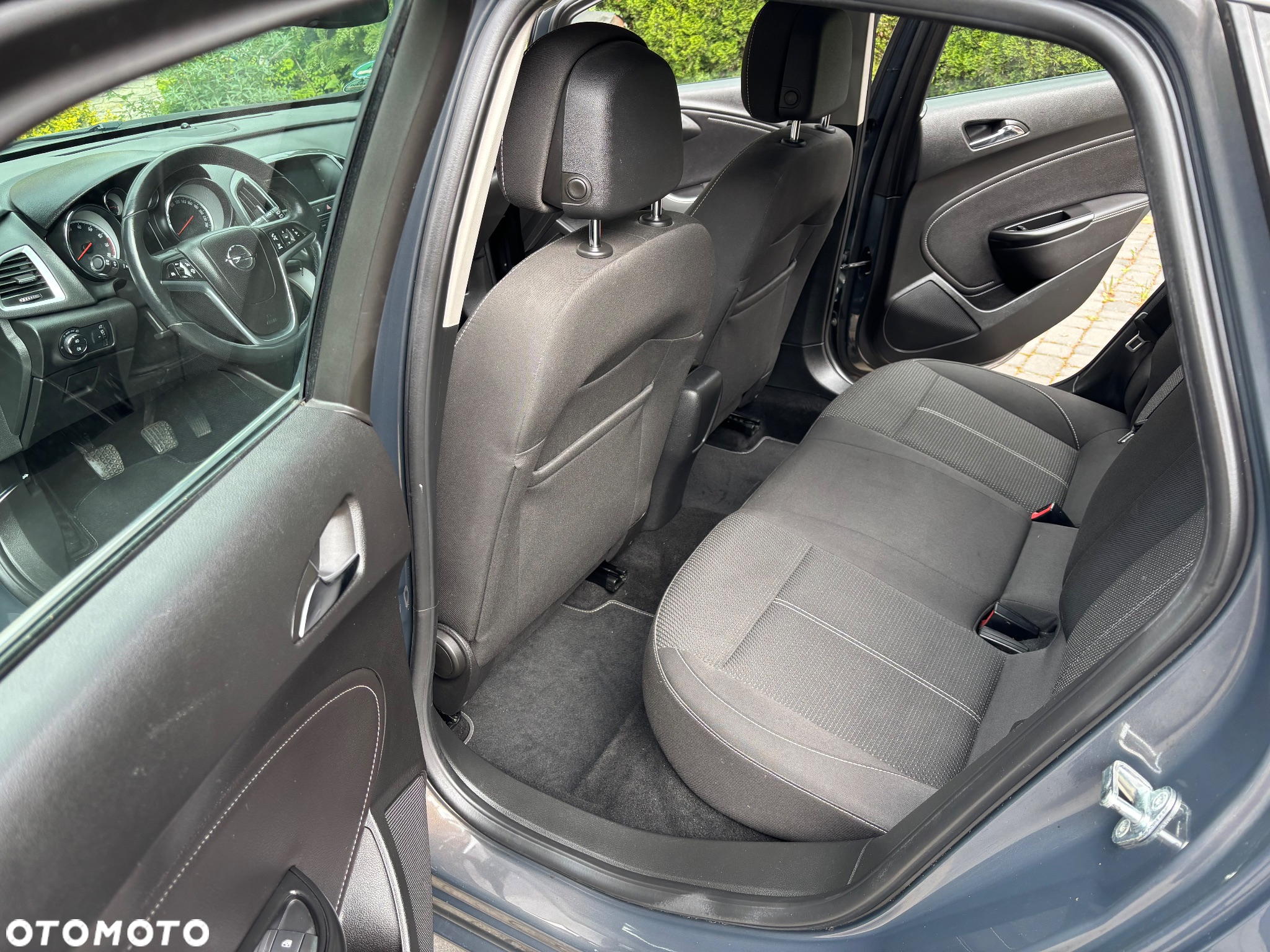 Opel Astra 1.4 Turbo Design Edition - 10
