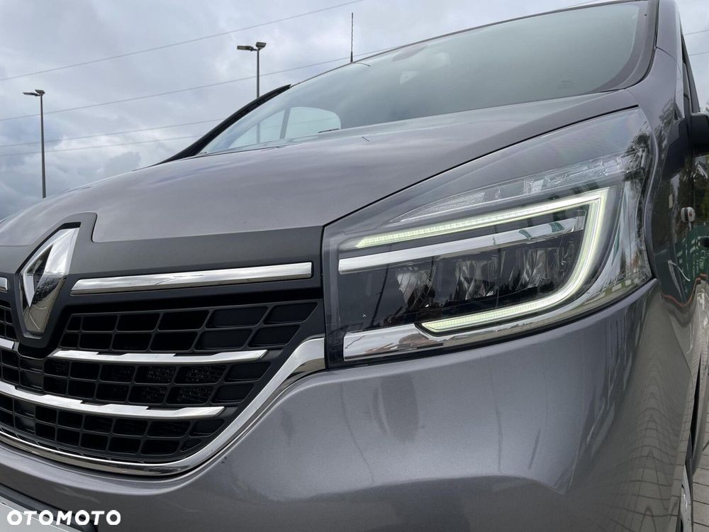 Renault Trafic SpaceClass 2.0 dCi - 10