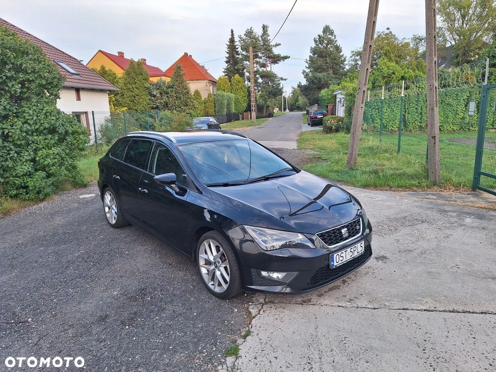 Seat Leon 2015 photo 2