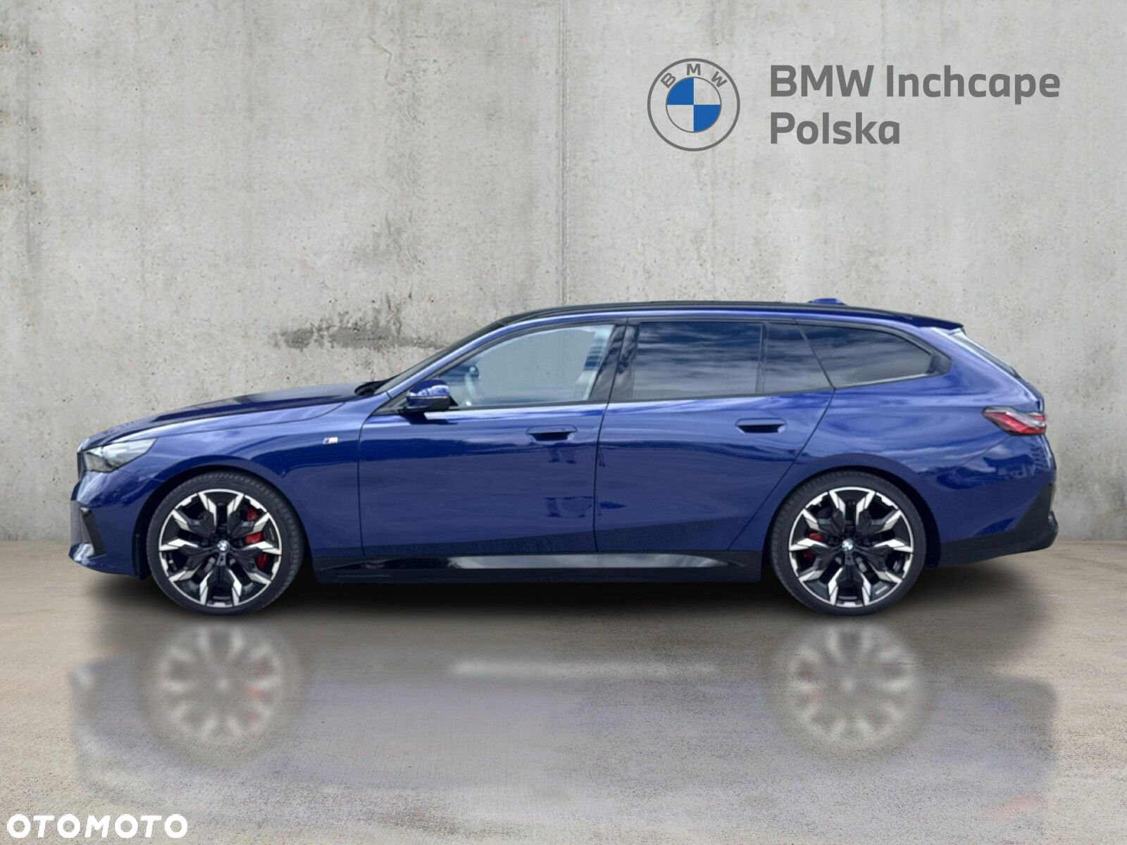 BMW i5 - 2