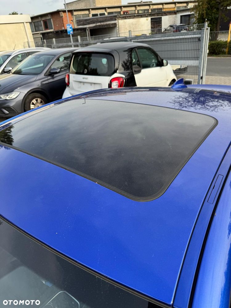 BMW Seria 3 330i xDrive M Sport - 15