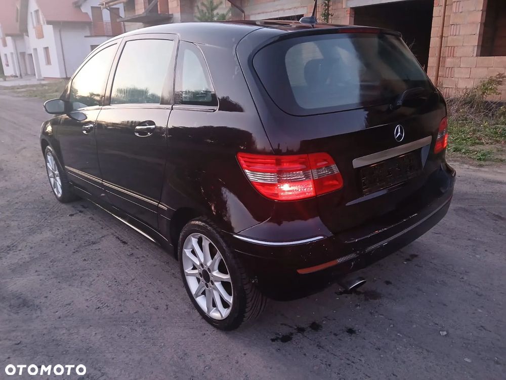Mercedes-Benz Klasa B 200 SPORT EDITION - 7