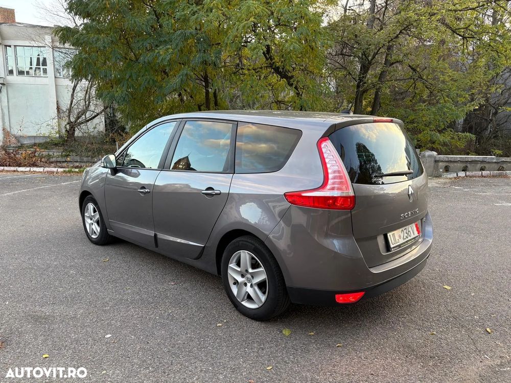 Renault Grand Scenic dCi 110 LIMITED - 25