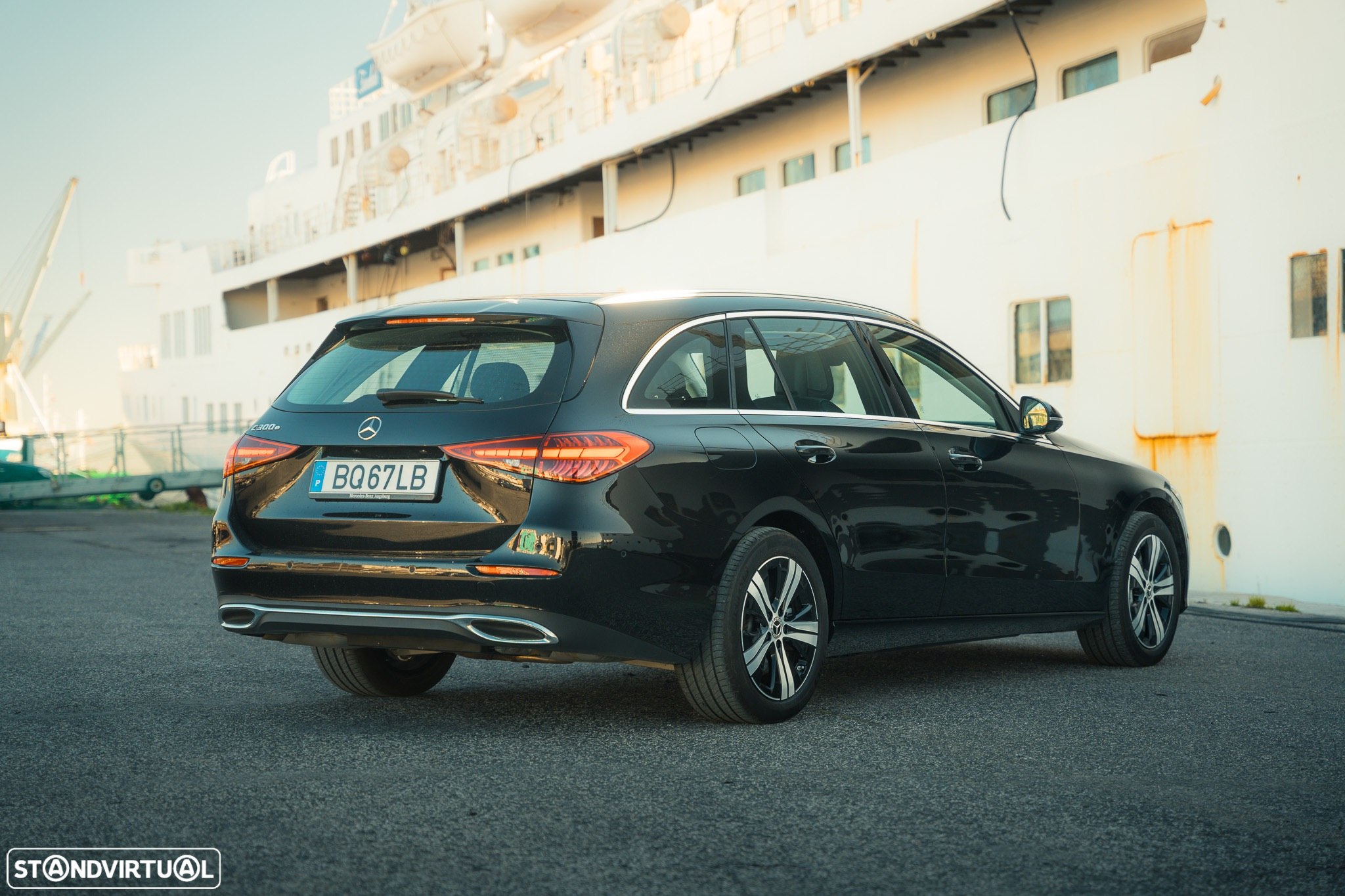 Mercedes-Benz C 300 e - 13