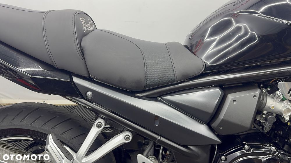 Suzuki Bandit - 32