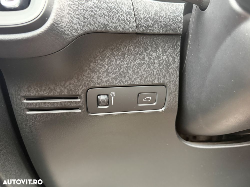 Volvo XC 40 D3 Base - 24