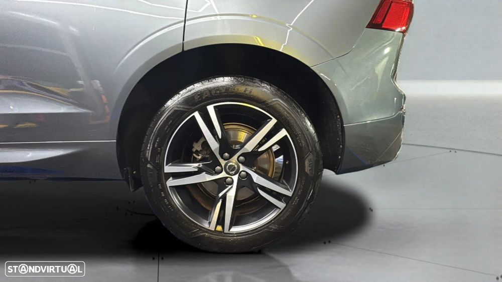 Volvo XC 60 2.0 T8 PHEV R-Design AWD - 14