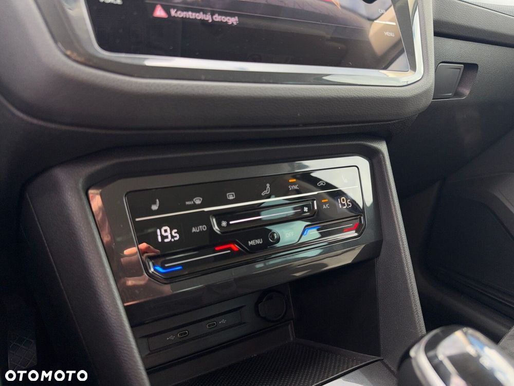 Volkswagen Tiguan - 23