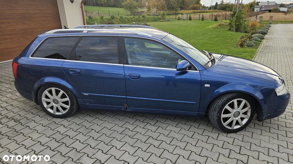 Audi A4 Avant 2.4 - 5