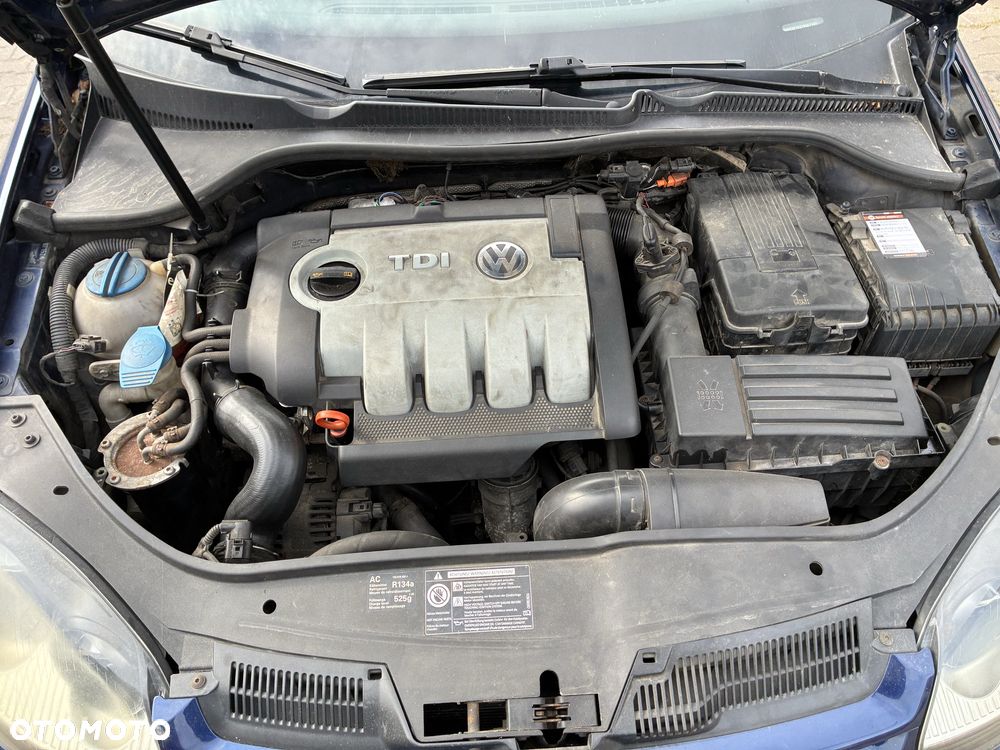 Volkswagen Golf - 11