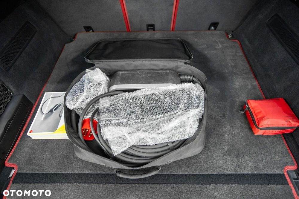 Porsche Cayenne - 28