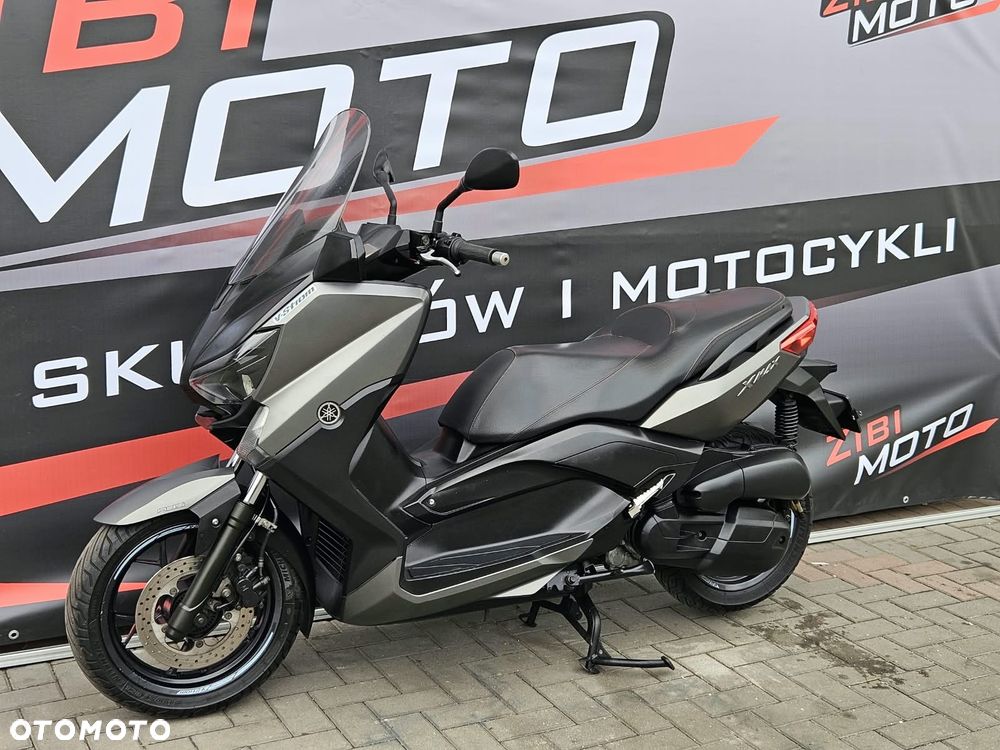 Yamaha X-max - 12