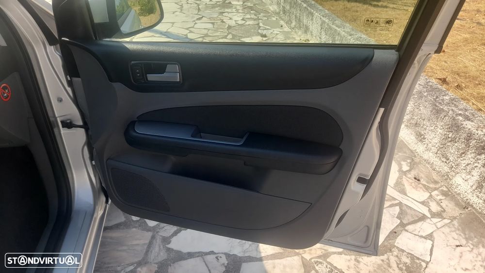 Ford Focus 1.6 TDCi Trend - 36