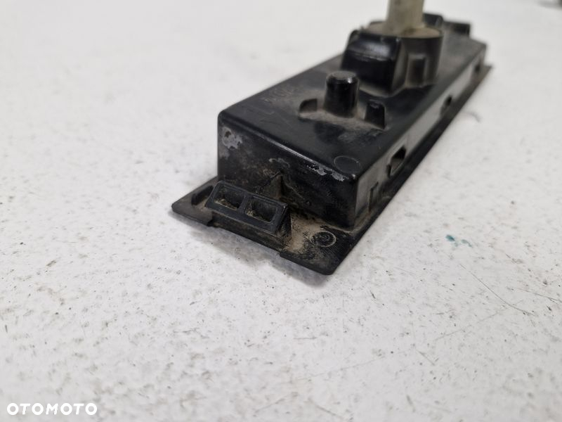 NISSAN MICRA K13 LAMPKA OŚWIETLENIE TABLICY REJESTRACYJNEJ OE 2235-02-00 - 5