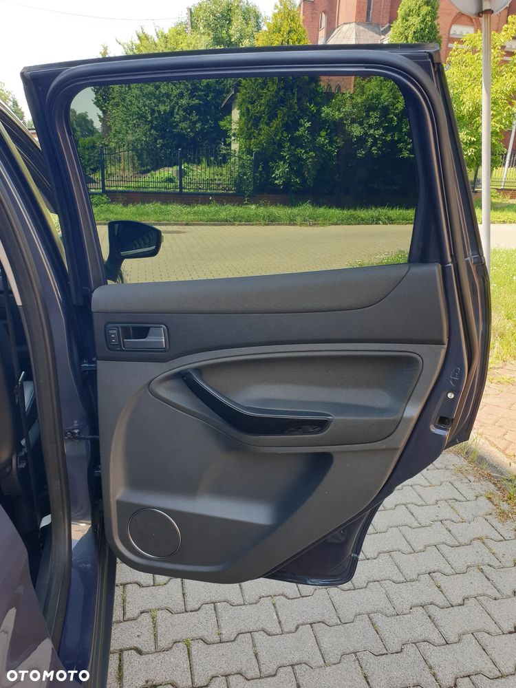 Ford Kuga 2.0 TDCi Titanium S - 33