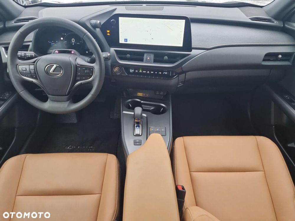 Lexus UX 300h F Sport Design - 14