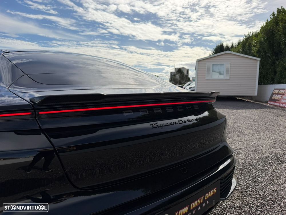 Porsche Taycan Turbo S - 39