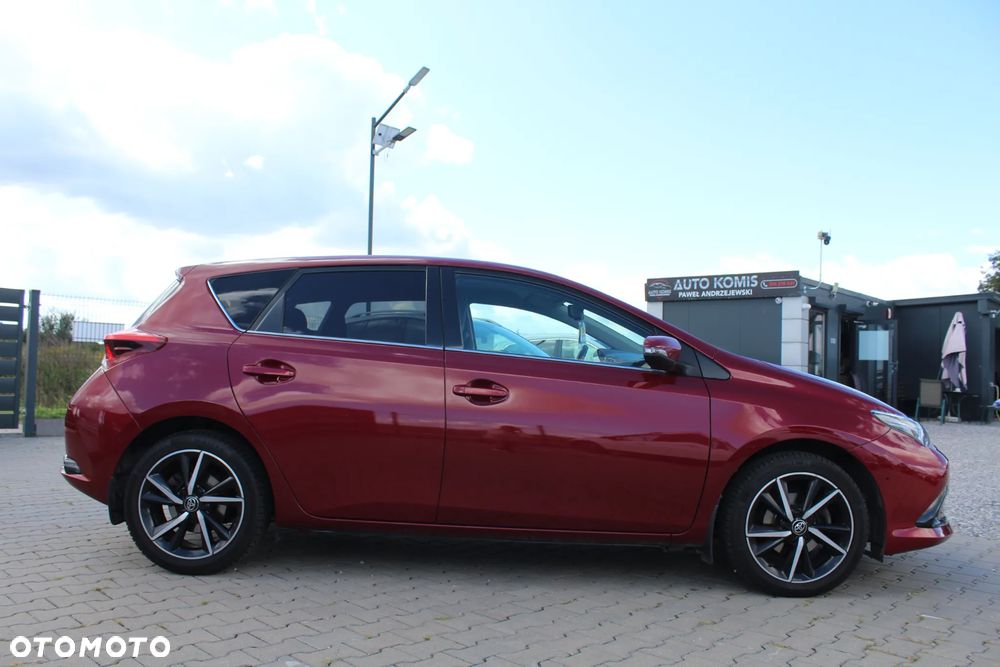 Toyota Auris 1.6 Premium Comfort - 12